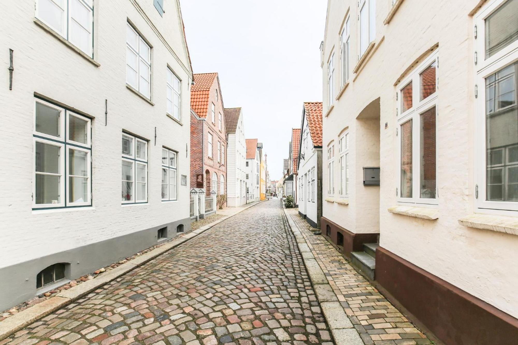 Apartmenthaus Theodor Storm - Unter Sternen Husum  Kültér fotó